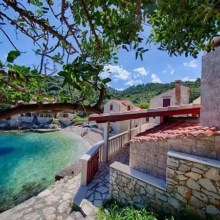 Villa Silente Okljucna Екстериор снимка