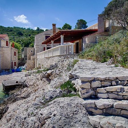 Villa Silente Okljucna Екстериор снимка