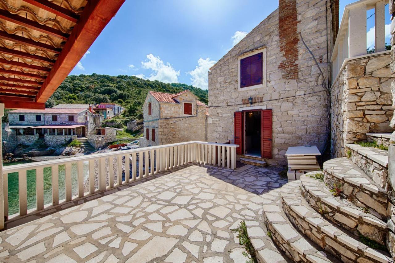 Villa Silente Okljucna Екстериор снимка