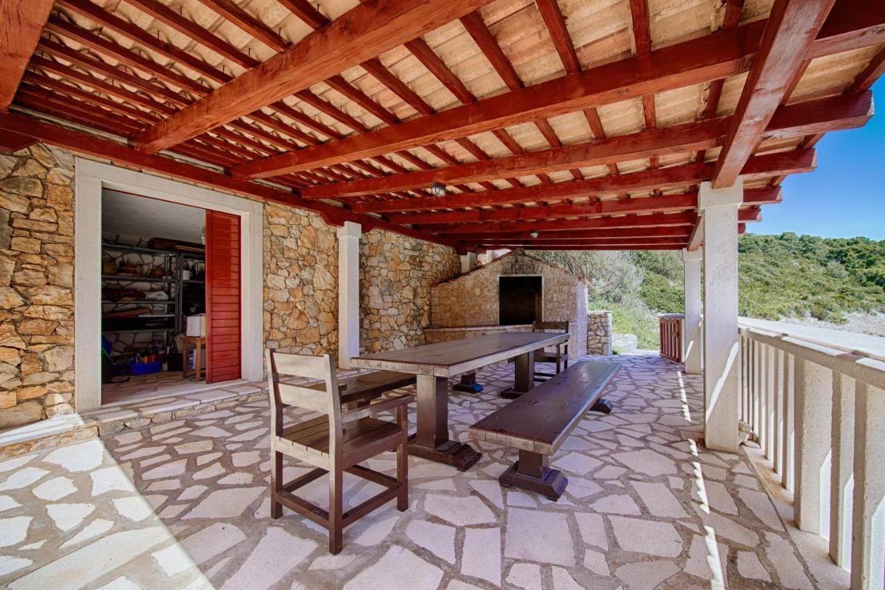 Villa Silente Okljucna Екстериор снимка